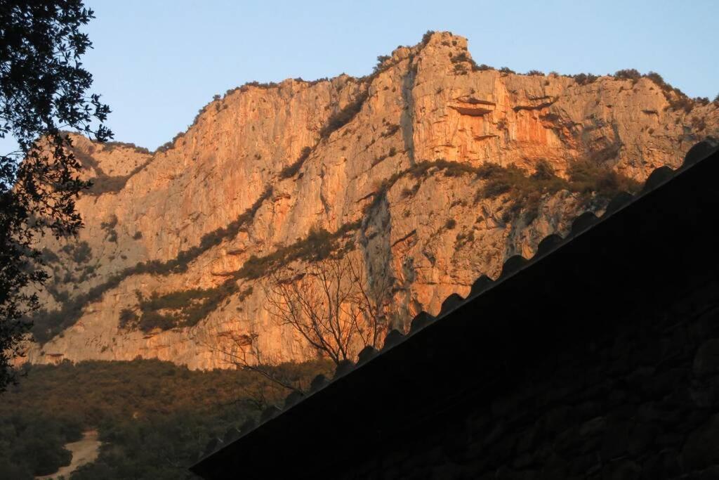 Apartamento Pont De Valenti Mountain Retreat Gerona Exterior foto